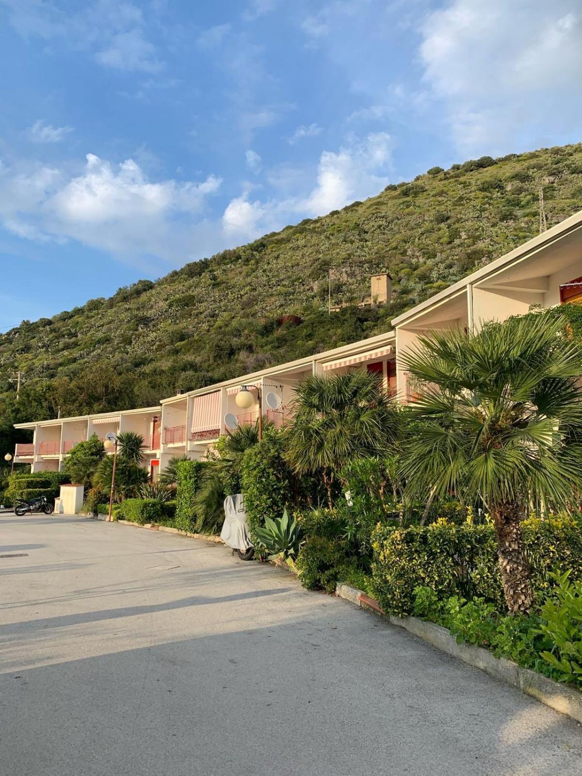 B&B Xenia Mongiove Exterior foto